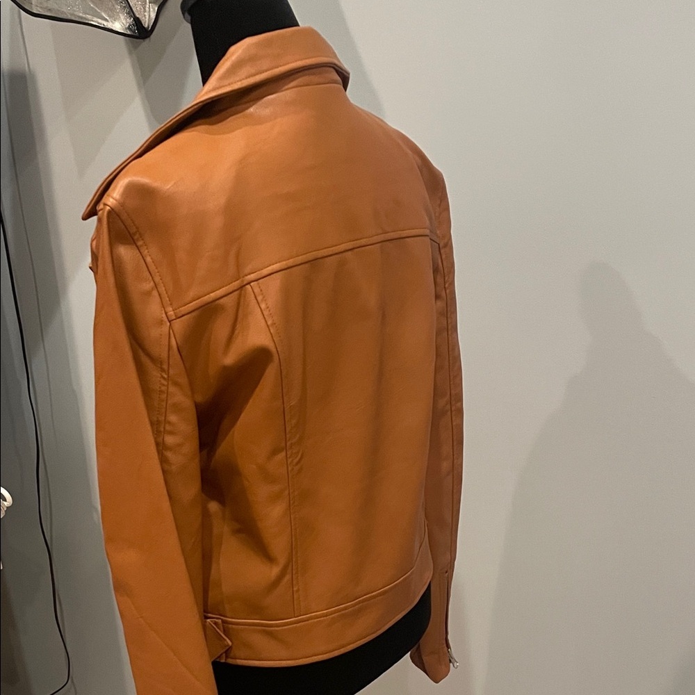 Women's tan faux Leather Jacket - Picture 4 of 4